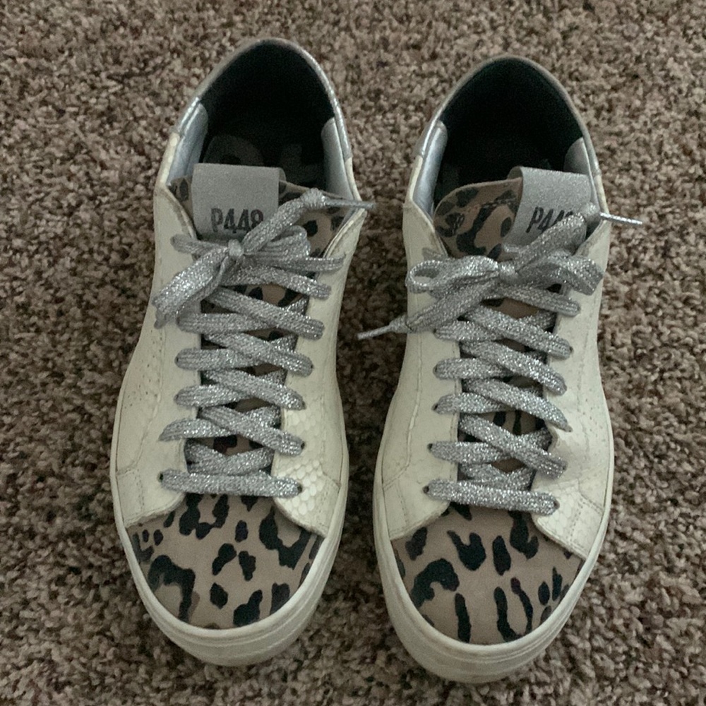 P448 Thea Platform Sneaker Size 38 Leopard Snake Embossed